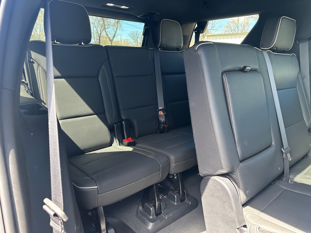 2023 GMC Yukon Image 18