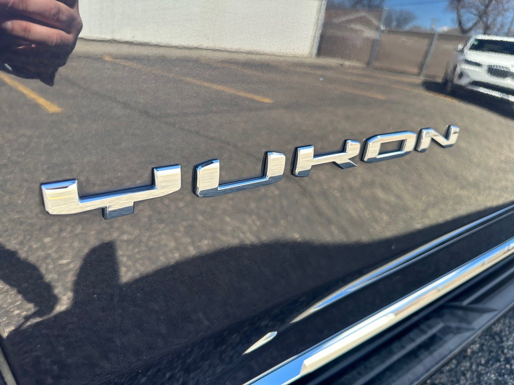 2023 GMC Yukon Image 21