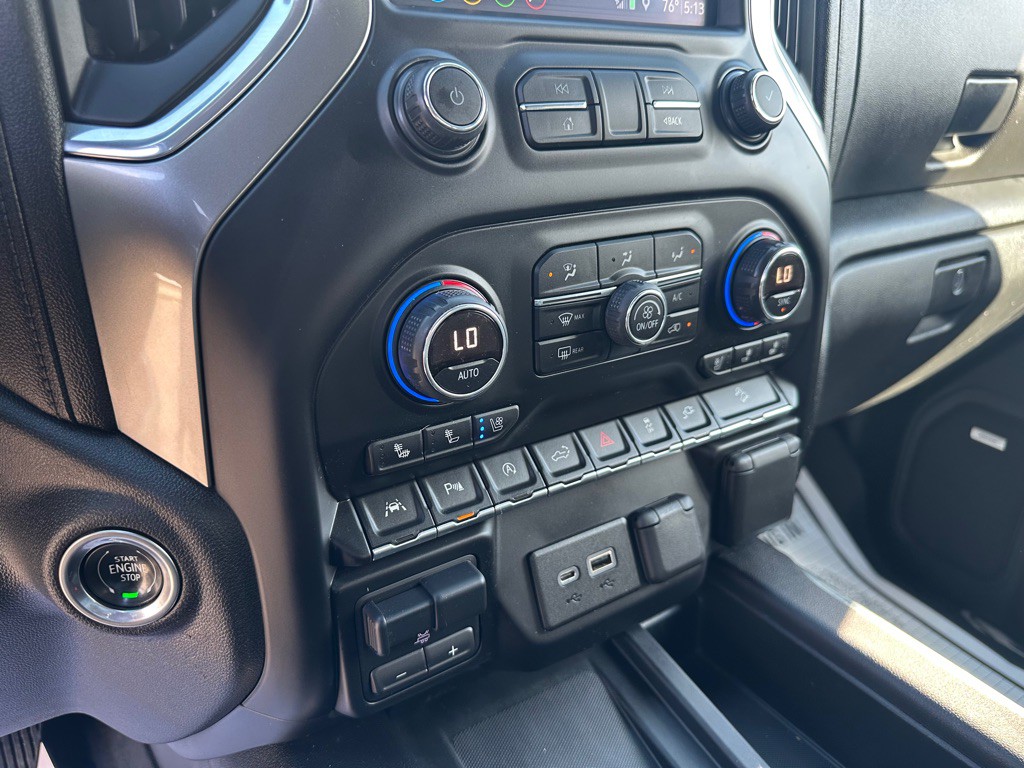 2019 Chevrolet Silverado 1500 Image 12