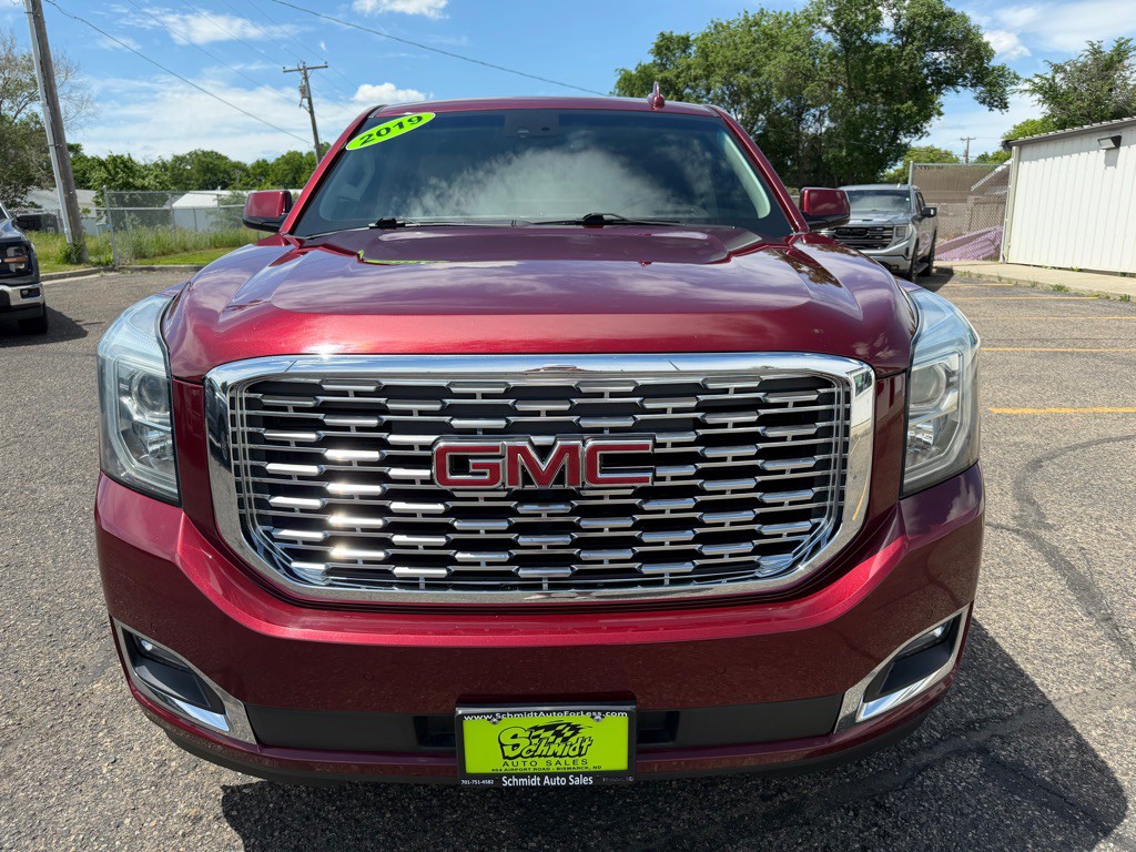 2019 GMC Yukon Image 2