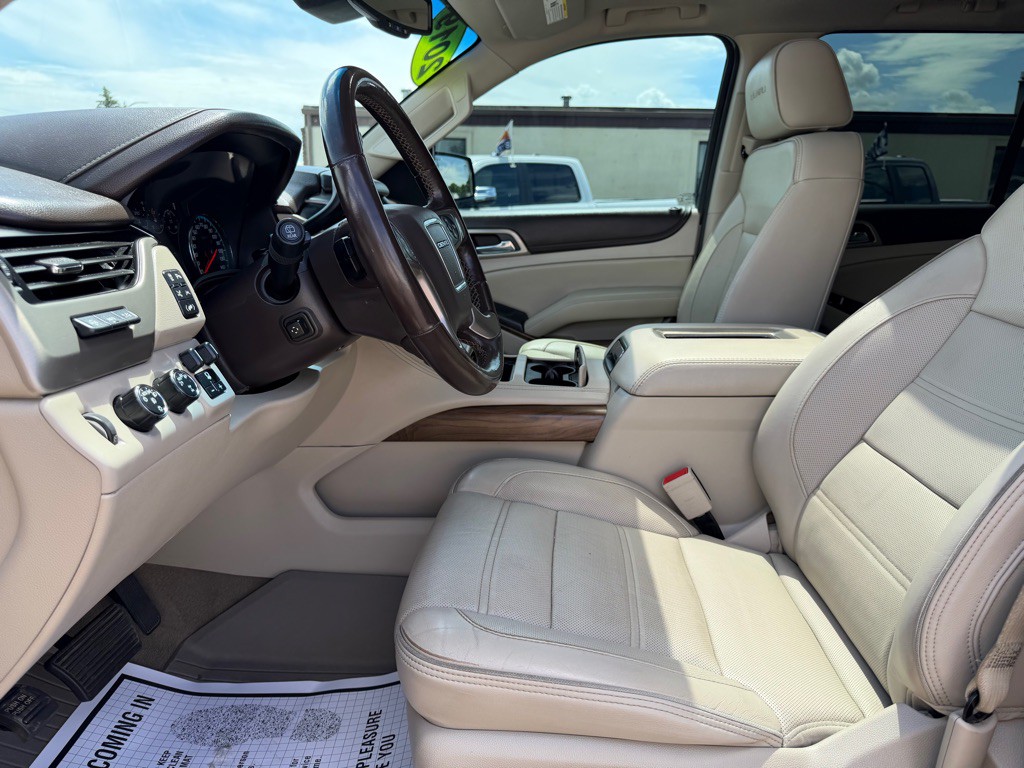 2019 GMC Yukon Image 9