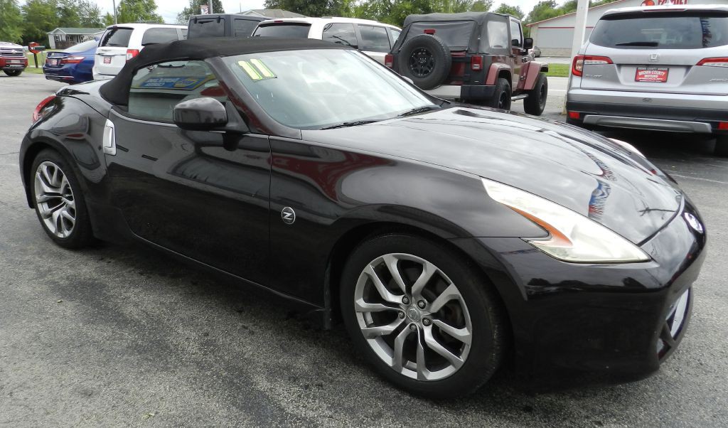 2011 Nissan 370Z Image 5