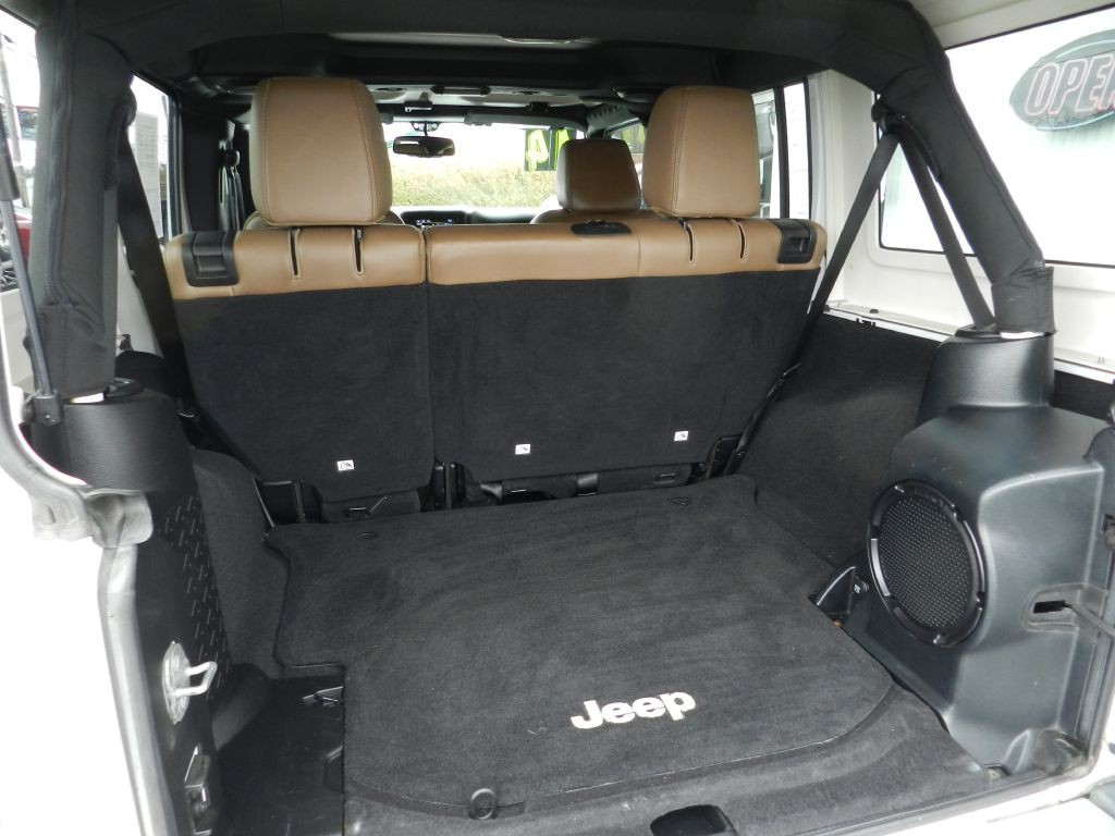 2014 Jeep Wrangler Unlimited Image 14