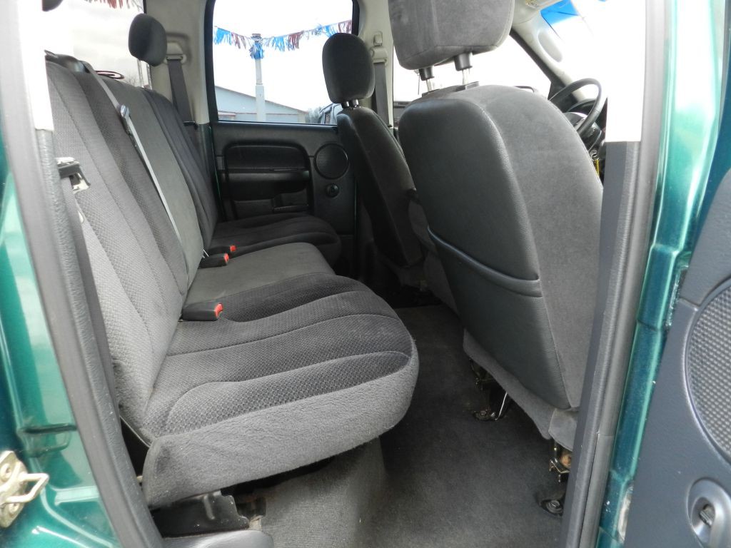 2004 Dodge Ram 2500 Image 12