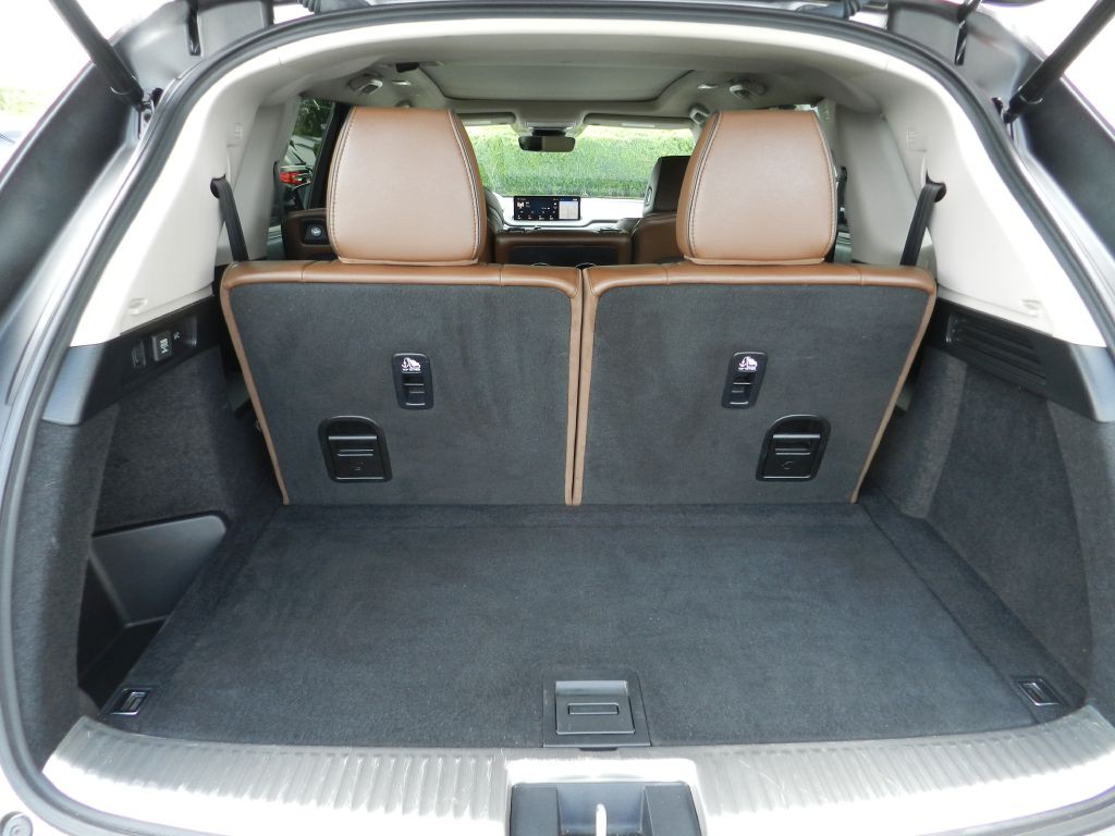 2022 Acura MDX Image 17