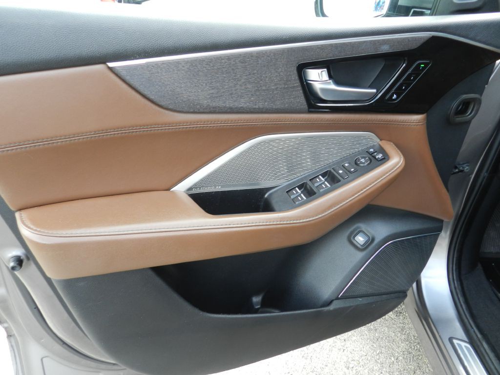 2022 Acura MDX Image 18