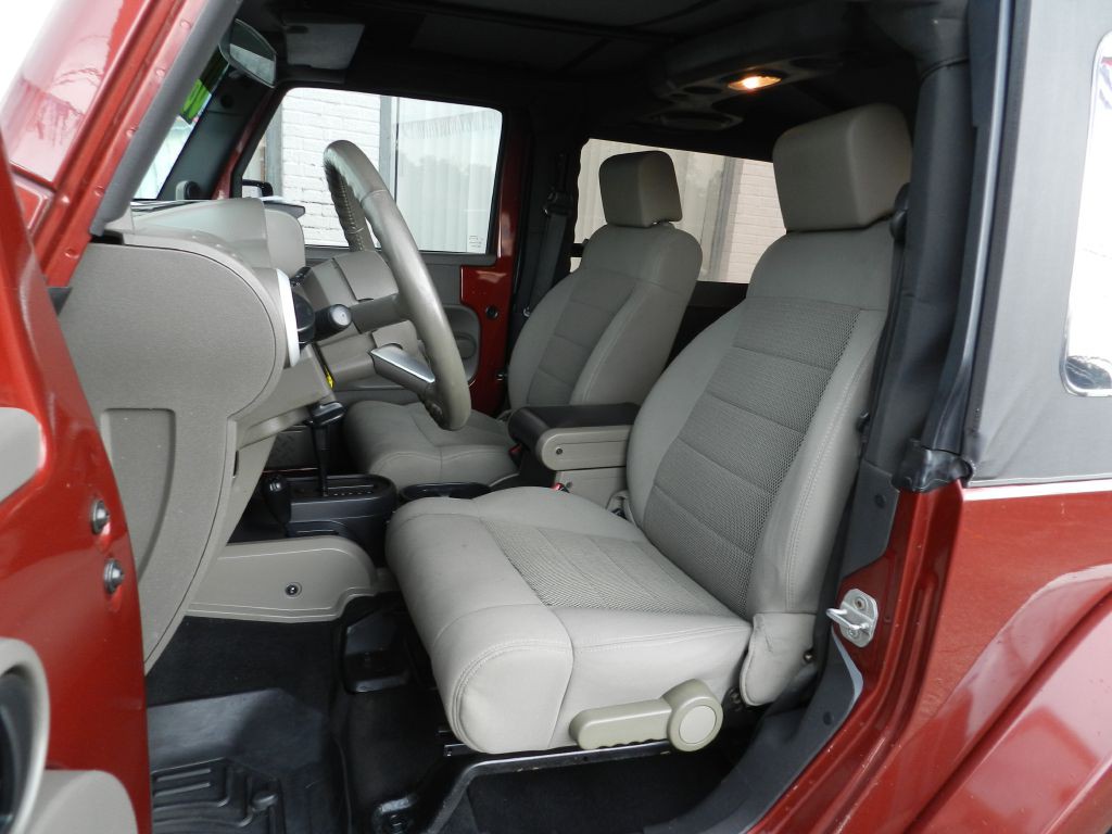 2008 Jeep Wrangler Image 2