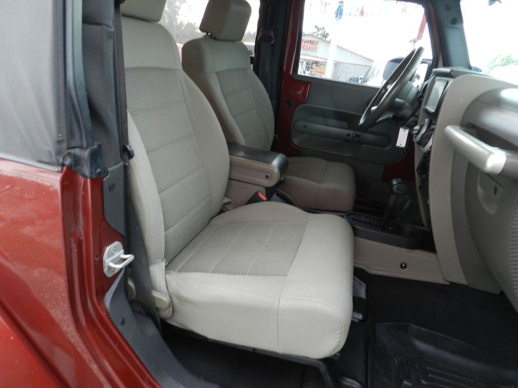 2008 Jeep Wrangler Image 11