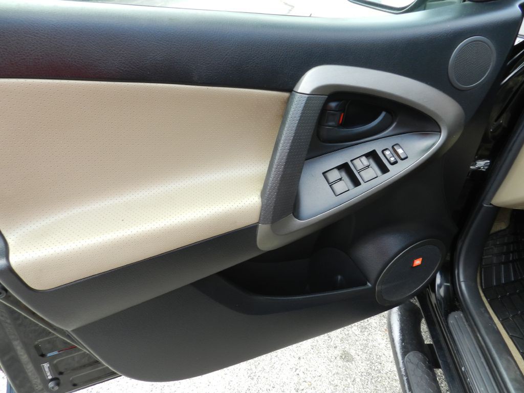 2009 Toyota Rav4 Image 16