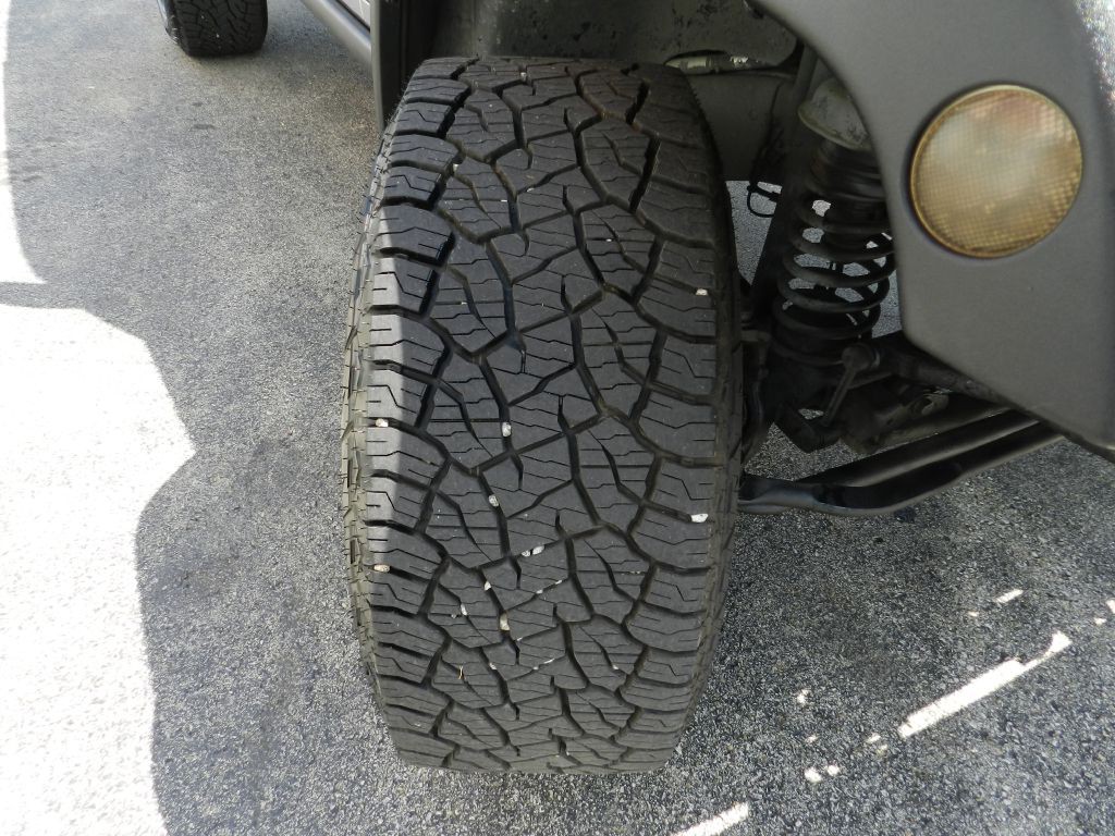 2013 Jeep Wrangler Unlimited Image 21