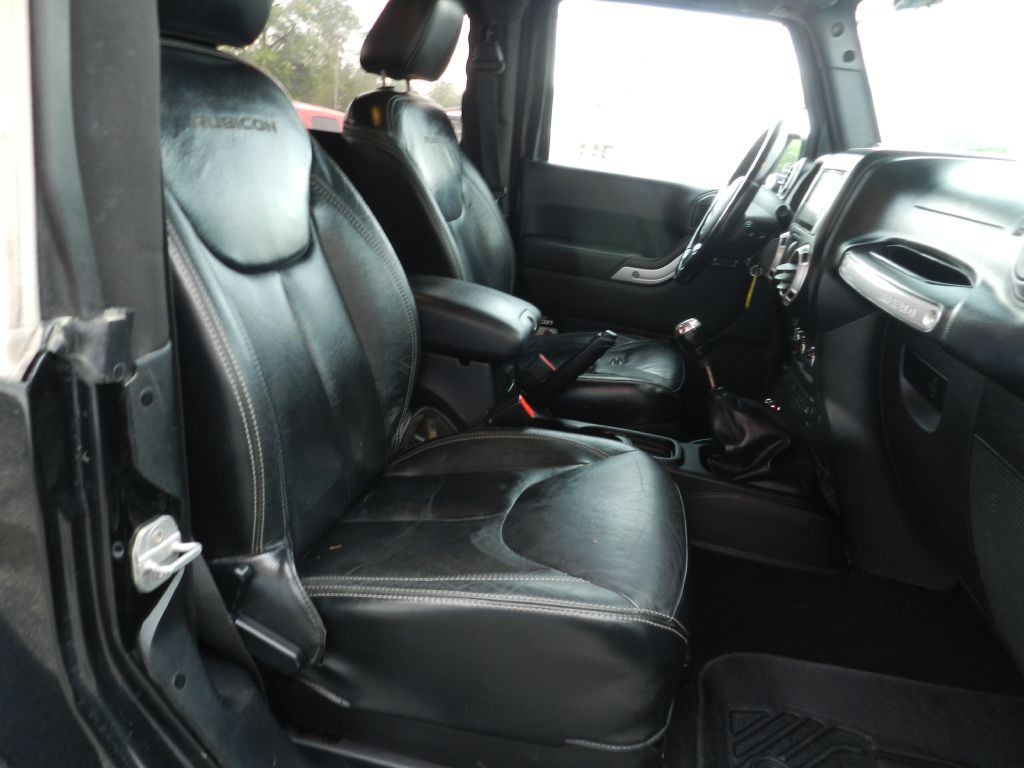 2013 Jeep Wrangler Image 11