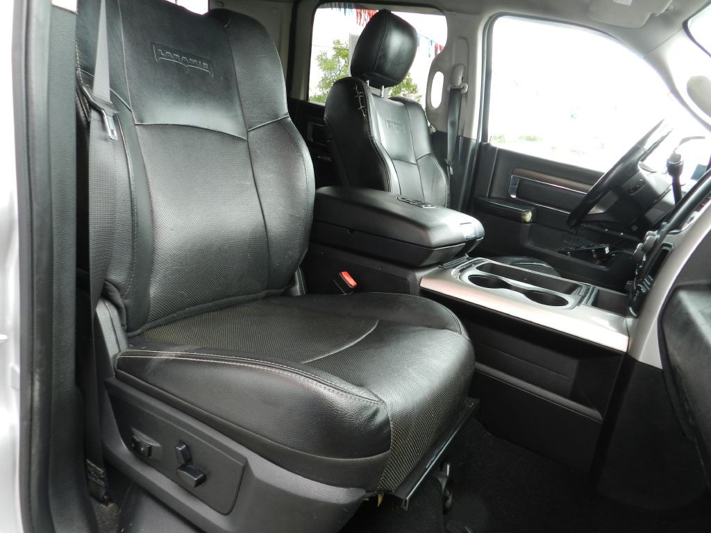 2016 RAM 3500 Image 11