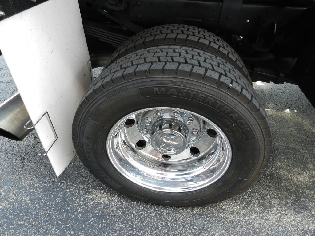 2015 RAM 5500 Image 22