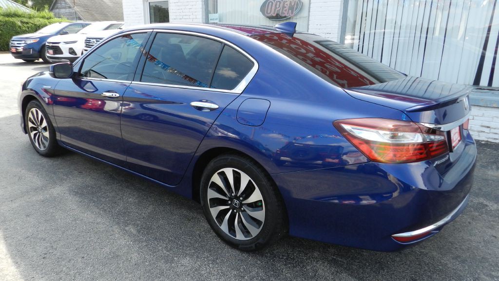 2017 Honda Accord Image 8
