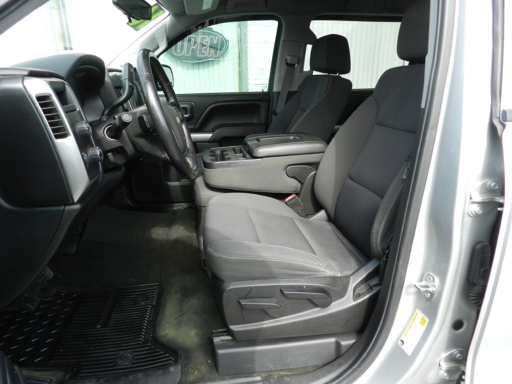 2016 Chevrolet Silverado 1500 Image 2