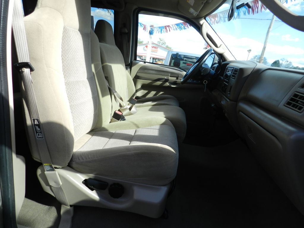 2003 Ford F-250 Image 11