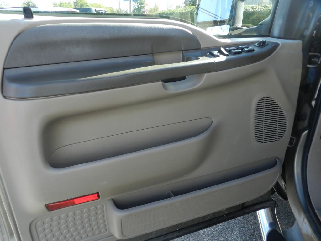 2003 Ford F-250 Image 15