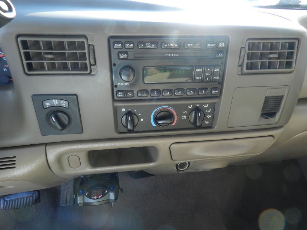 2003 Ford F-250 Image 16