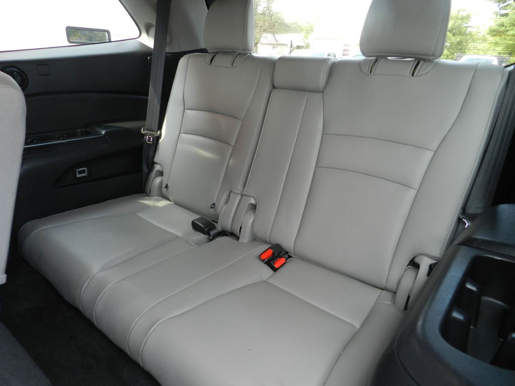2016 Honda Pilot Image 11