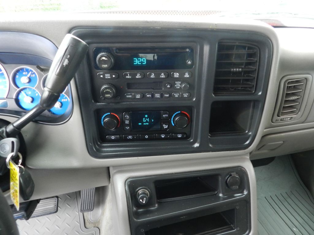 2005 Chevrolet Silverado 1500 Image 15