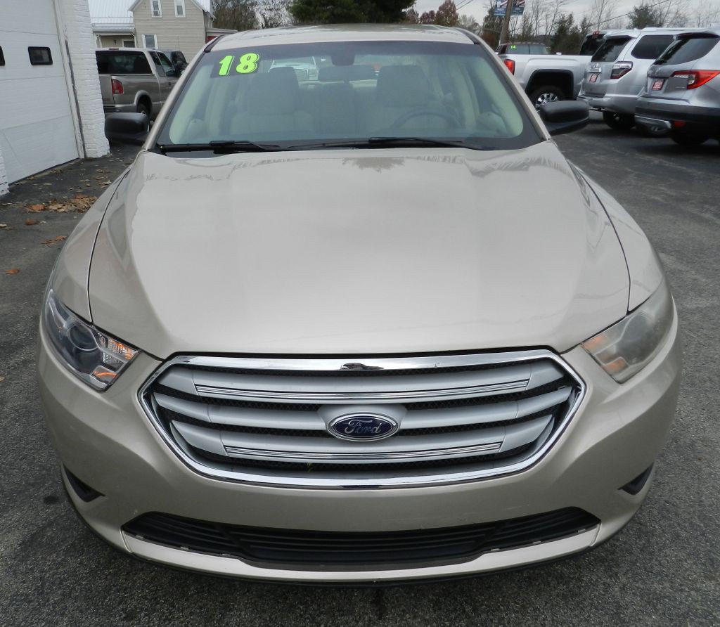 2018 Ford Taurus Image 4