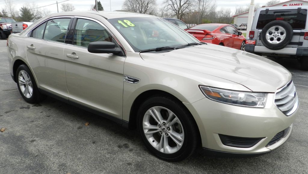 2018 Ford Taurus Image 5