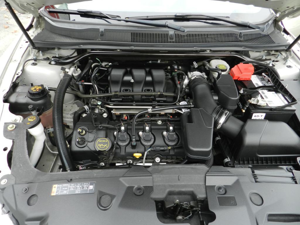 2018 Ford Taurus Image 17