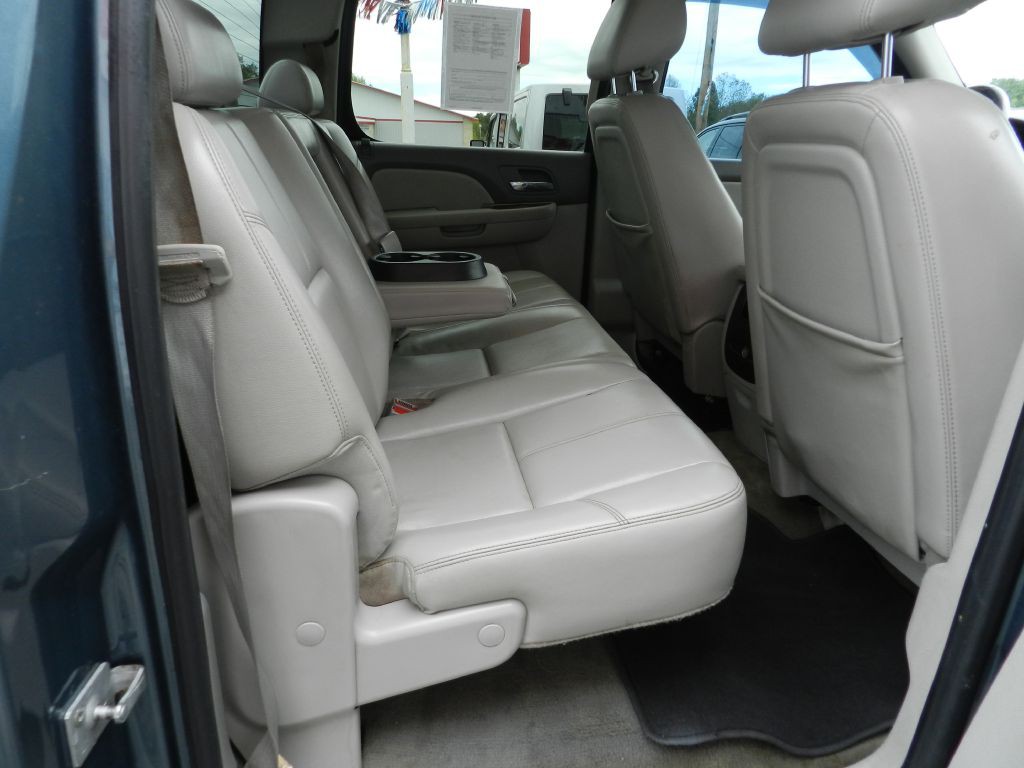 2011 GMC Sierra Image 12