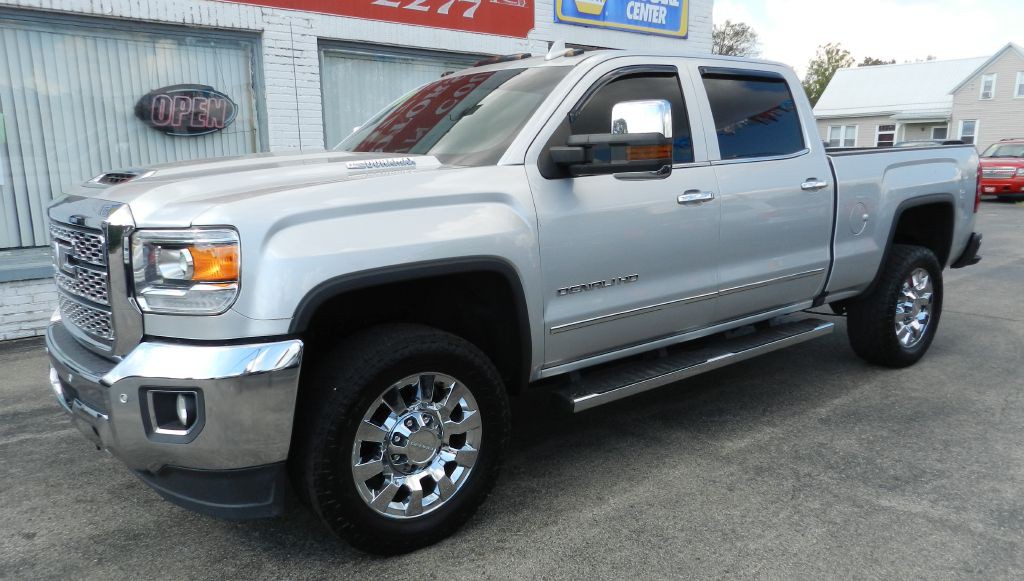 2018 GMC Sierra Image 3