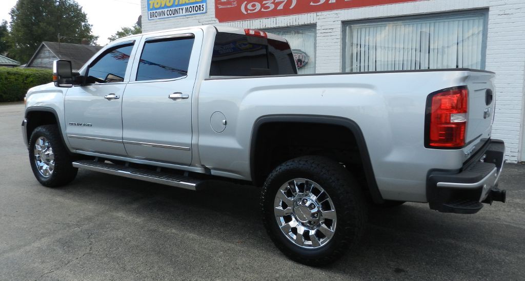 2018 GMC Sierra Image 8
