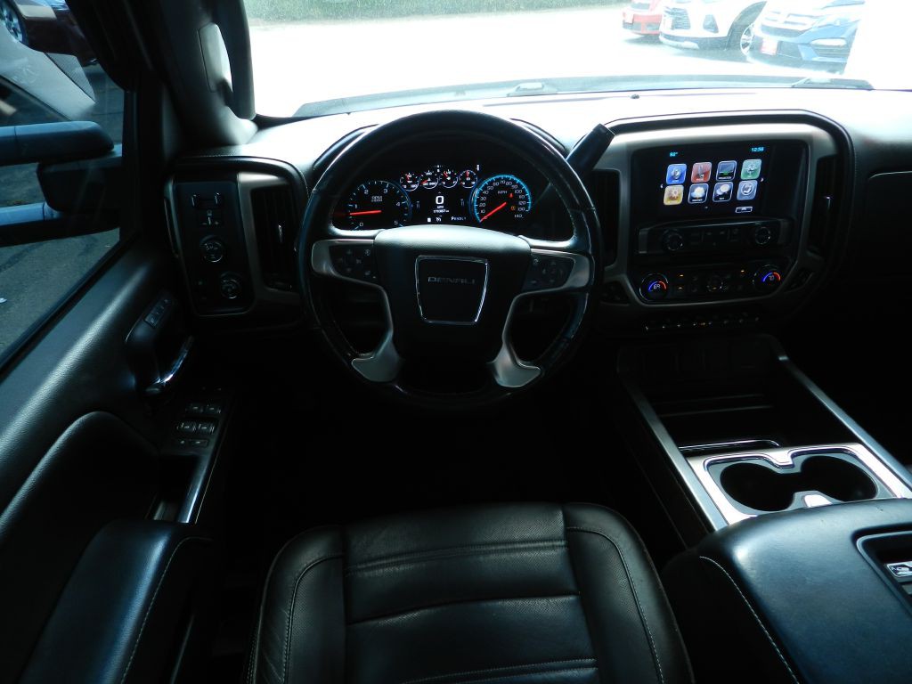 2018 GMC Sierra Image 9