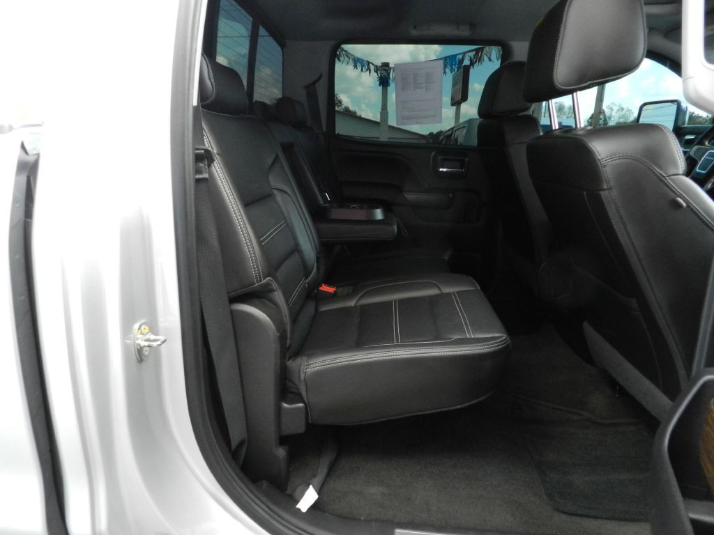 2018 GMC Sierra Image 12