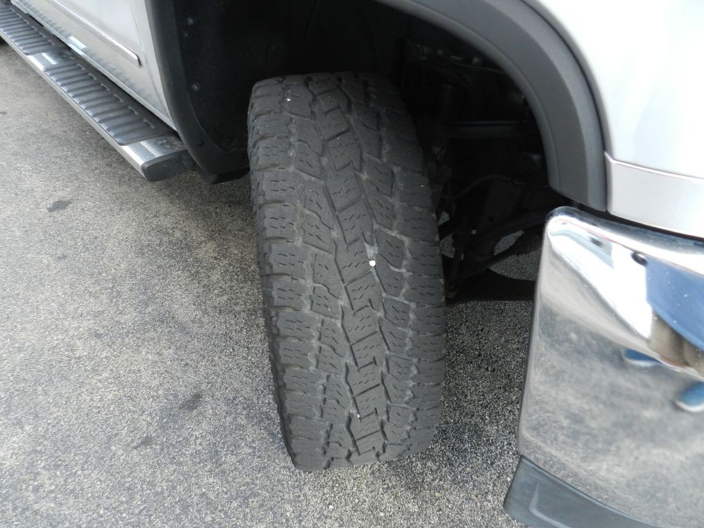 2018 GMC Sierra Image 25