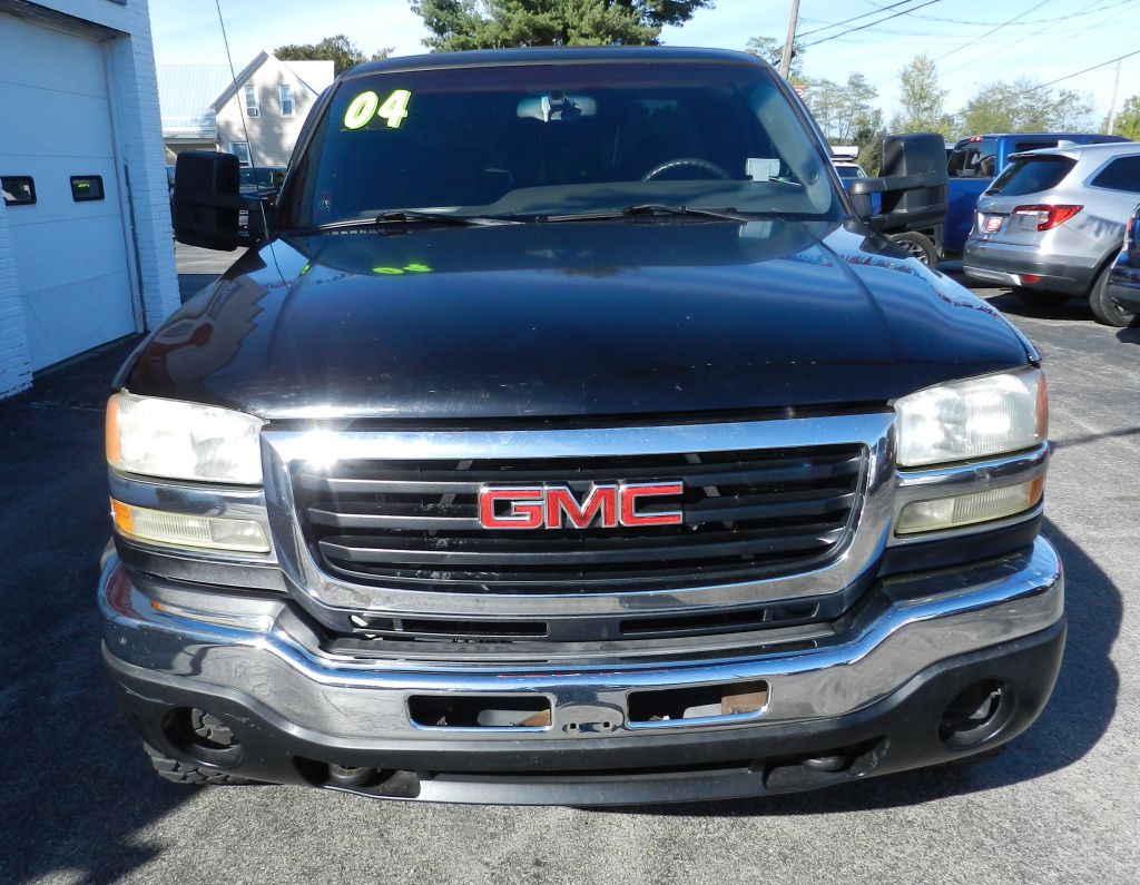2004 GMC Sierra Image 4