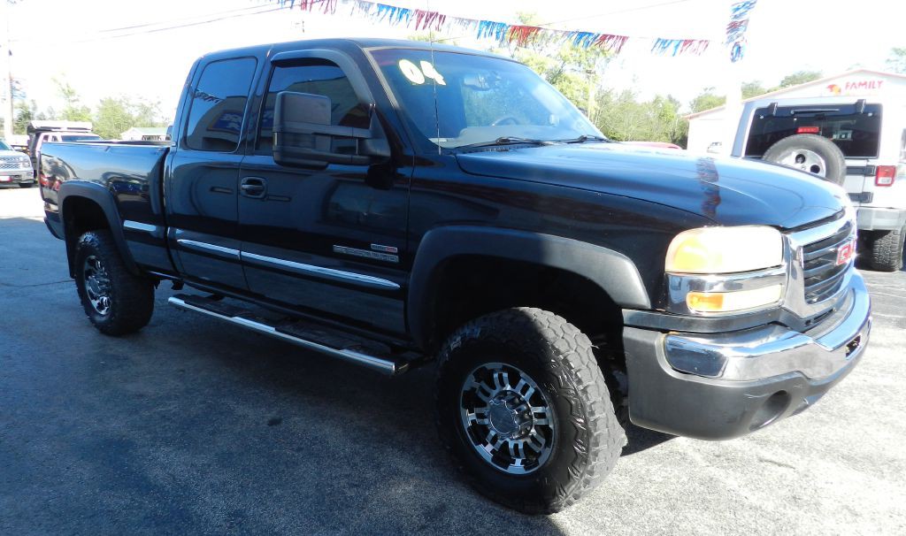 2004 GMC Sierra Image 5
