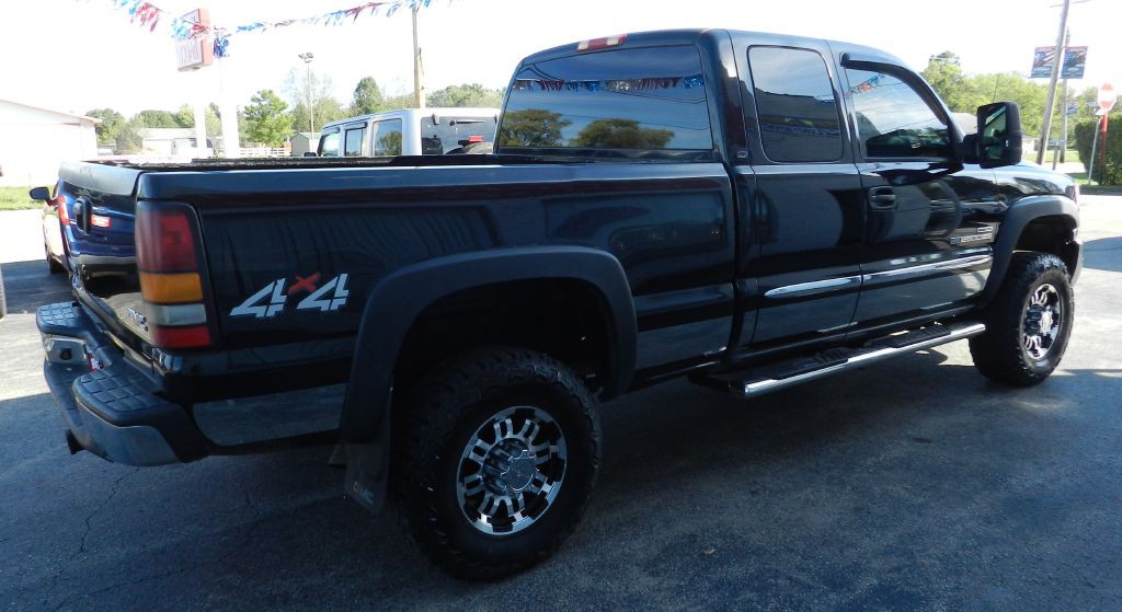 2004 GMC Sierra Image 6