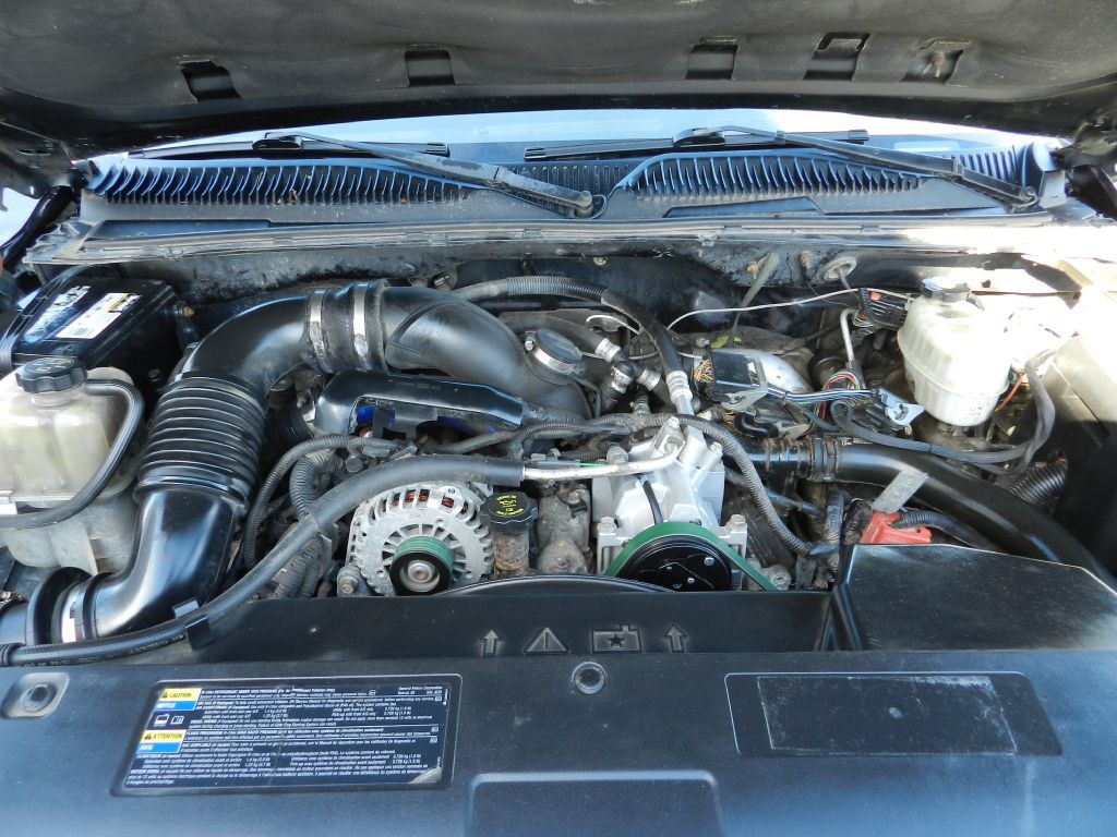 2004 GMC Sierra Image 19