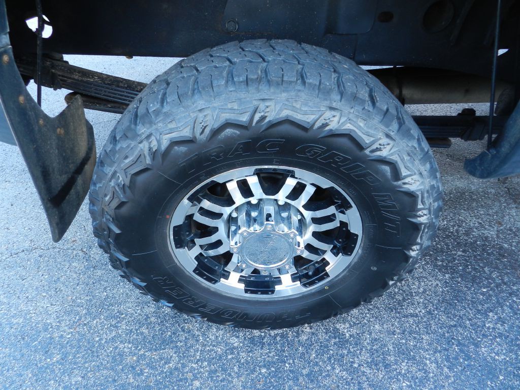 2004 GMC Sierra Image 23