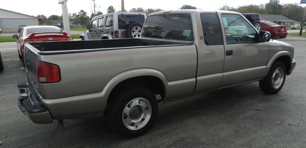 2001 GMC Sonoma Image 6