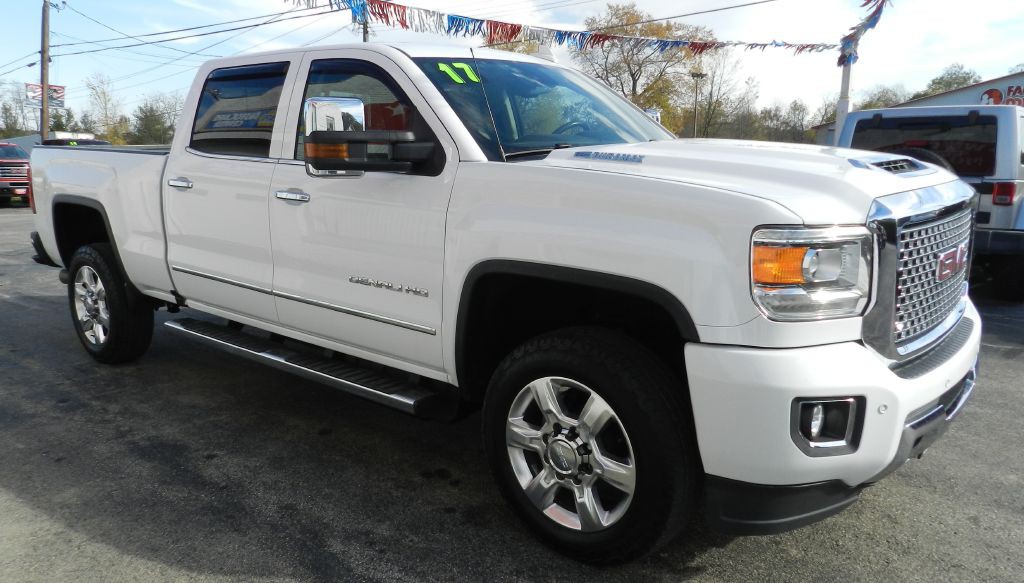 2017 GMC Sierra Image 5