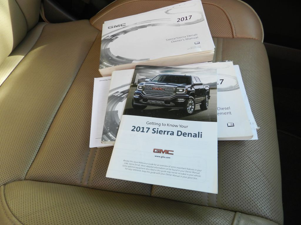 2017 GMC Sierra Image 14