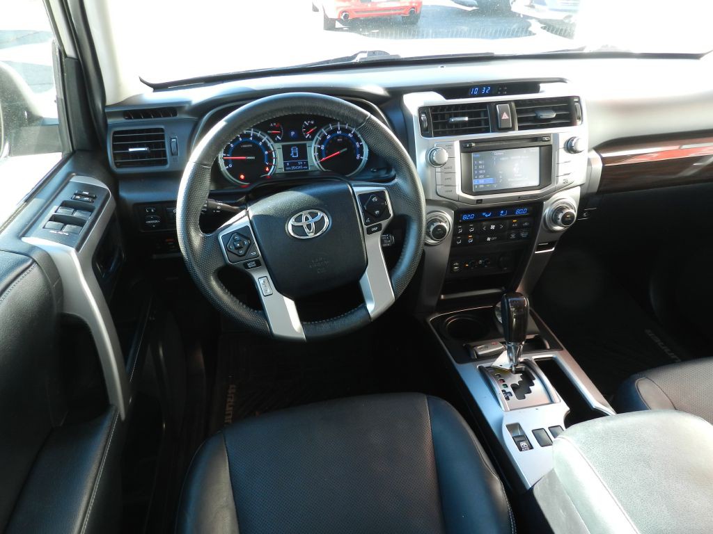 2014 Toyota 4Runner Image 9