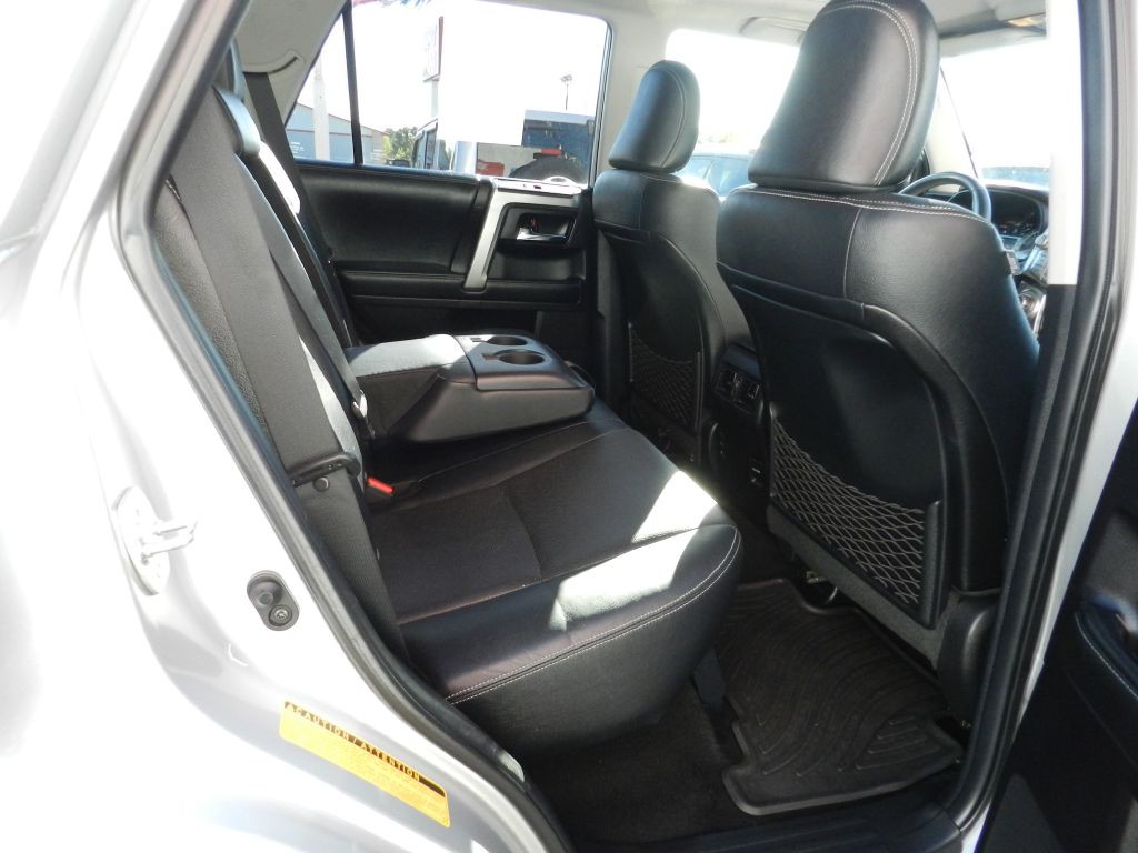 2014 Toyota 4Runner Image 12