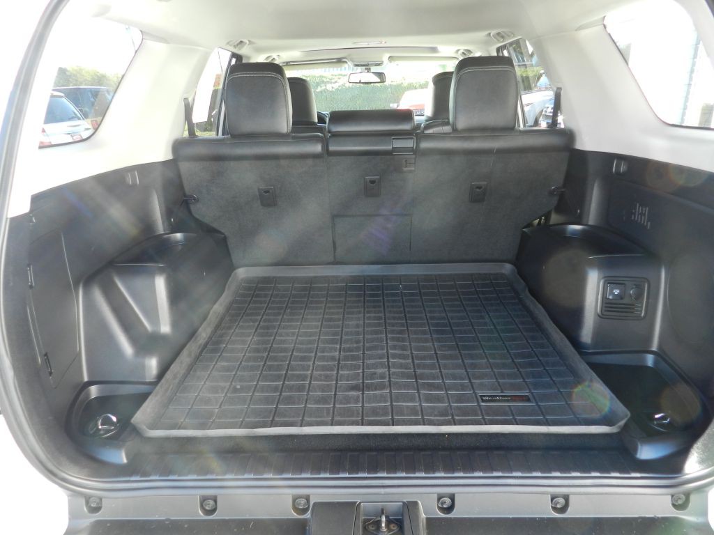 2014 Toyota 4Runner Image 16