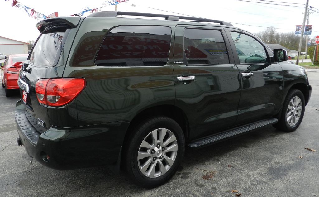 2010 Toyota Sequoia Image 6