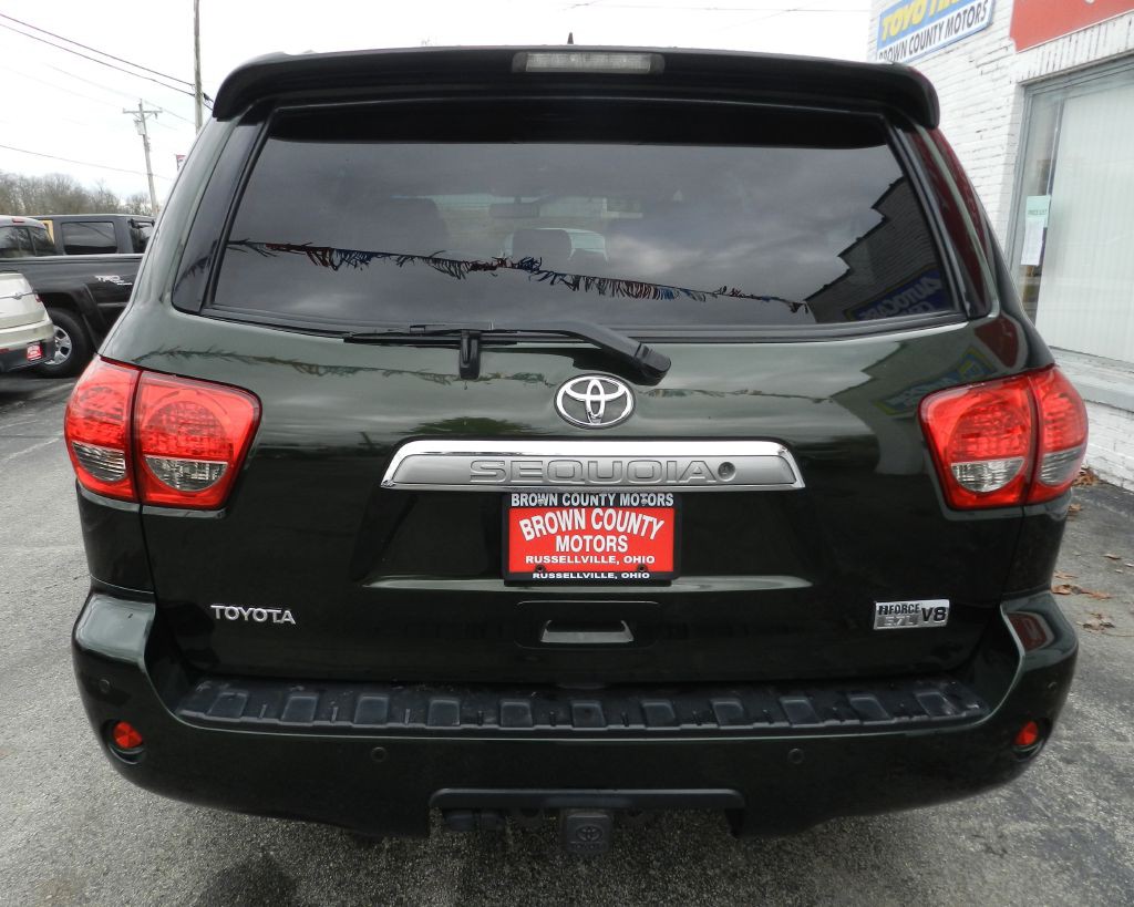2010 Toyota Sequoia Image 7