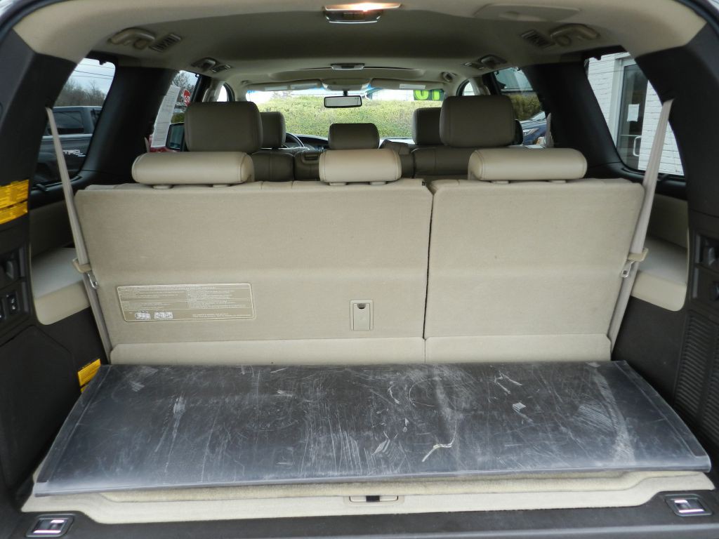2010 Toyota Sequoia Image 18