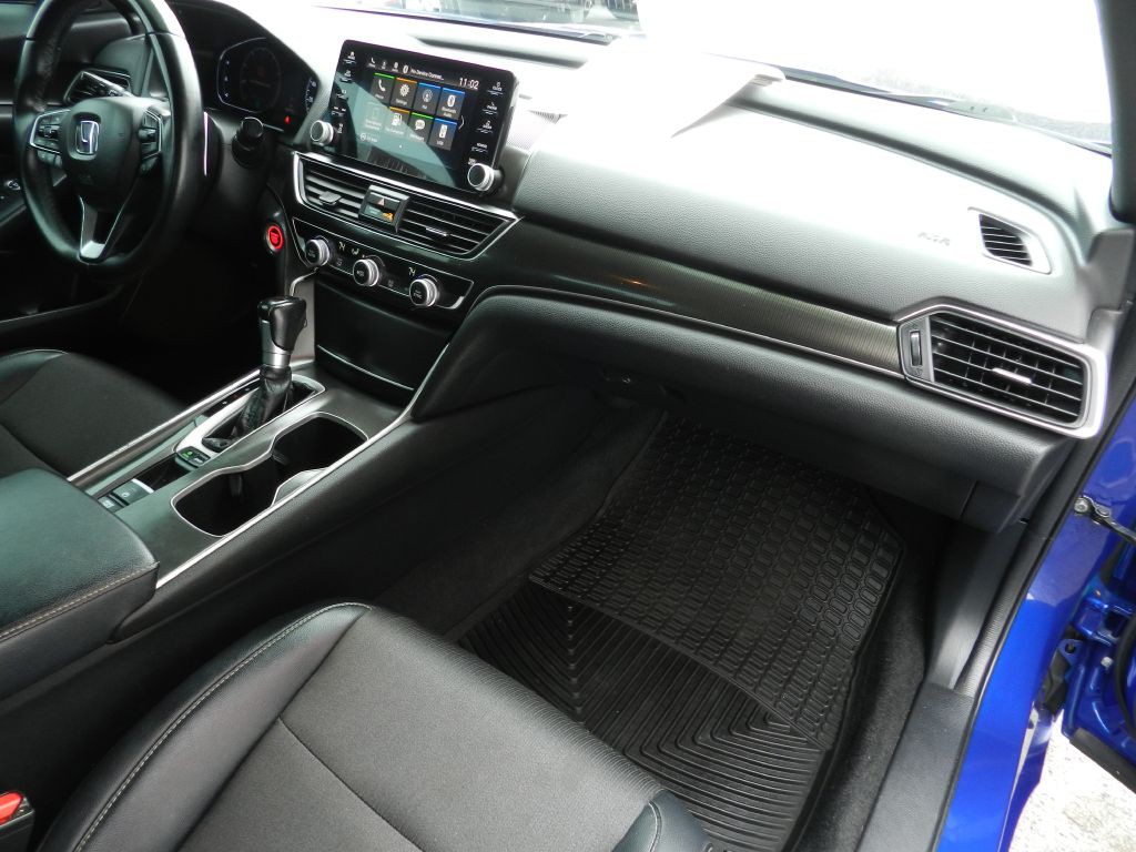 2018 Honda Accord Image 13