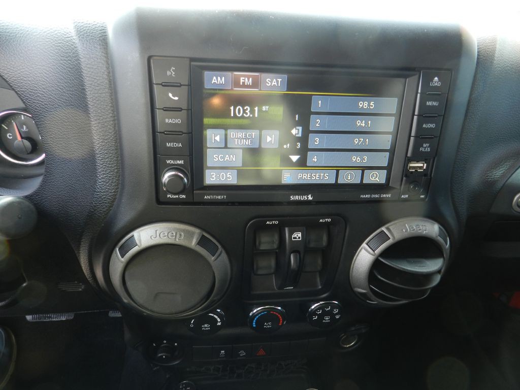 2014 Jeep Wrangler Unlimited Image 18