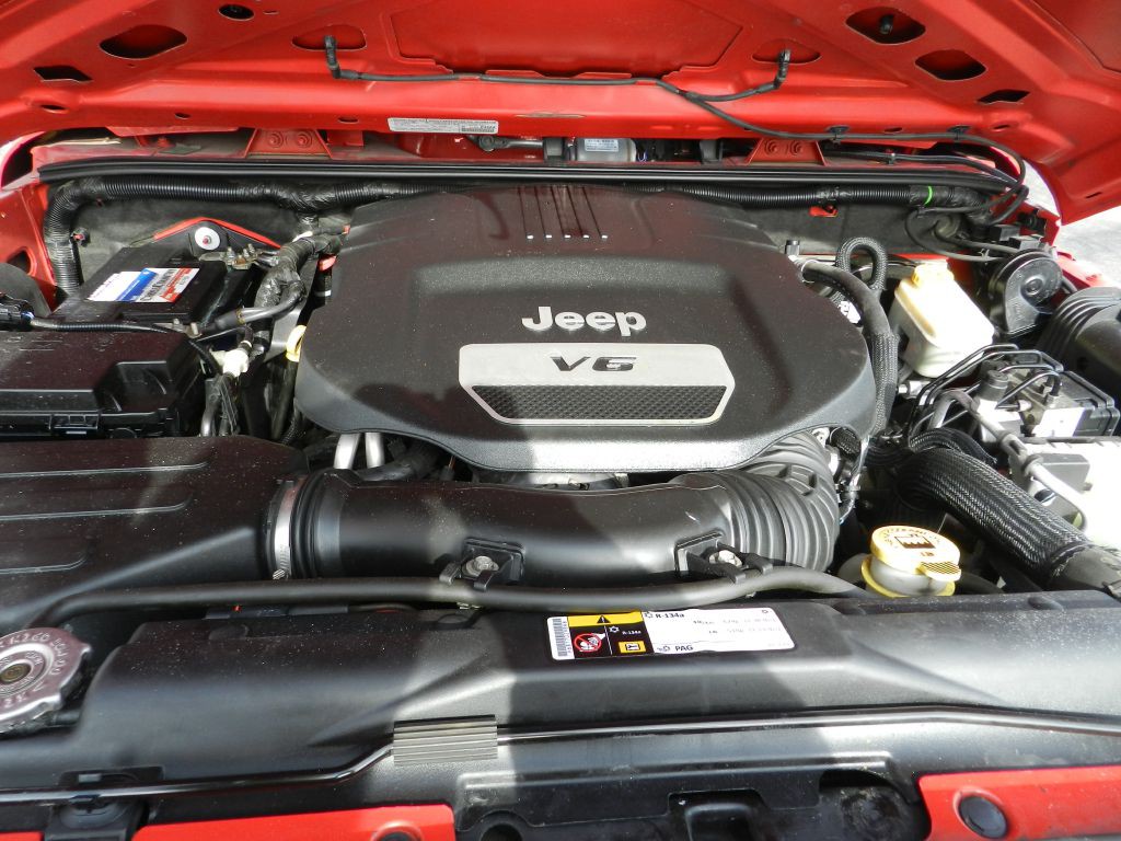 2014 Jeep Wrangler Unlimited Image 20